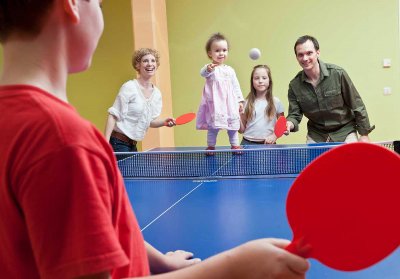 TISCHTENNIS TURNIER