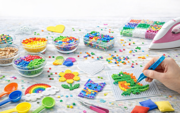 KINDERCLUB AKTION: BÜGELPERLEN STECKSPASS