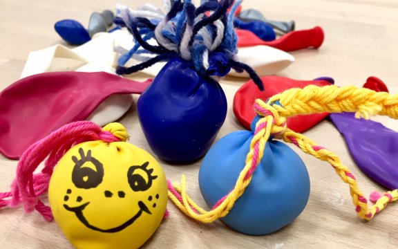 KINDERCLUB AKTION: FÄCHER BASTELN
