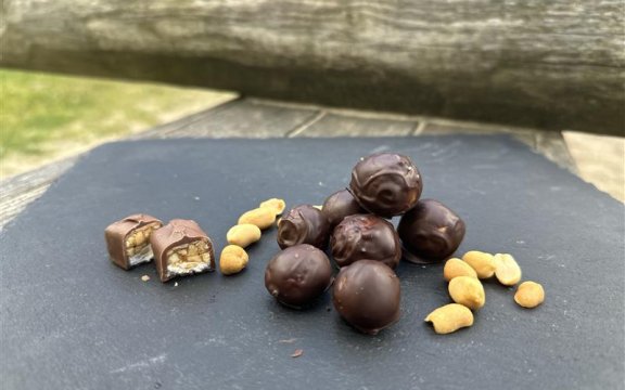 SNICKERS- PRALINENMANUFAKTUR