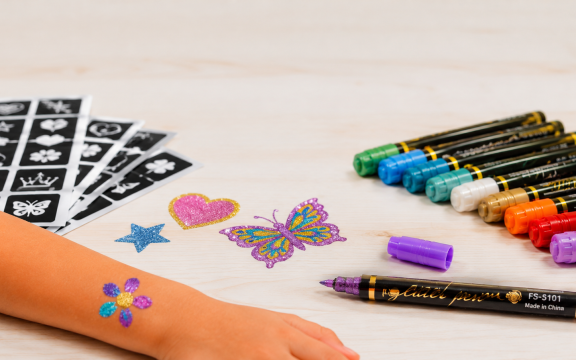 KINDERCLUB AKTION: SCHMINKSTIFT TATTOO