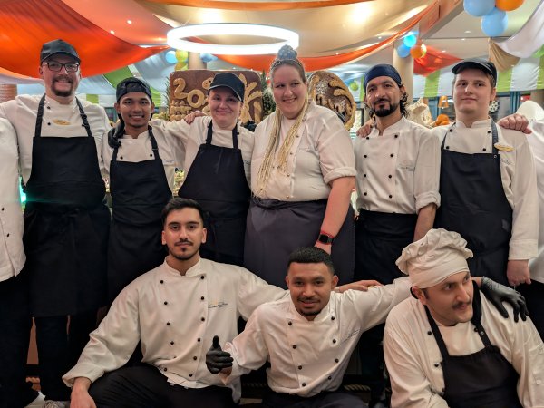 PXL 20251231 180917970.NIGHT